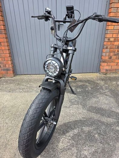 electric bike ENGWE M1 ,brand new in a box , delivery available.
