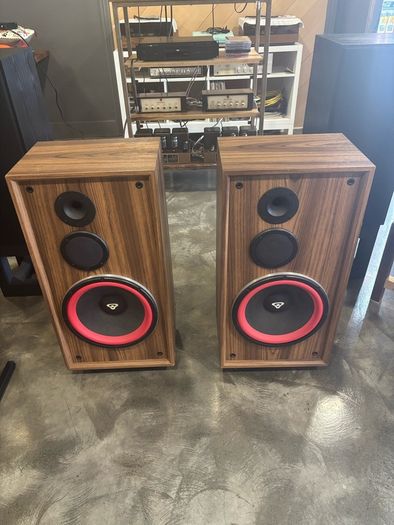 Cerwin Vega DX5 vintage Speakers