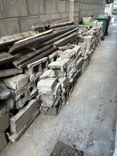 Blocks/rubble/lentils