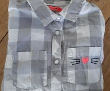 Girls Shirt size 4 years excellent condition