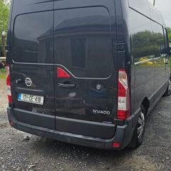 NV400 van