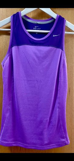 Woman's Nike Size Small Duo