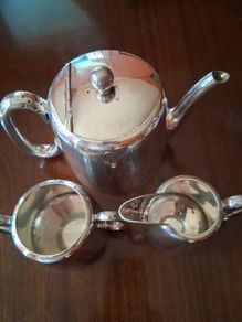 Silver plated teapot creamer & sugar bowl