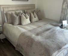 king bedframe