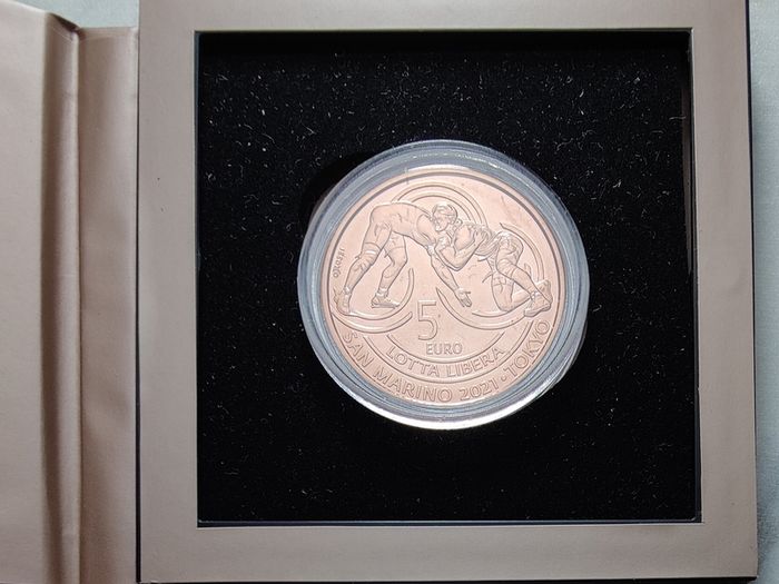 San Marino 5 Euro Copper Uncirculated Coin 2021 - Victory in freestyle wrestling in Tokyo
