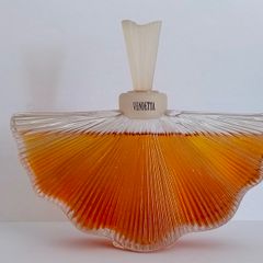 Vintage Vendetta Valentino