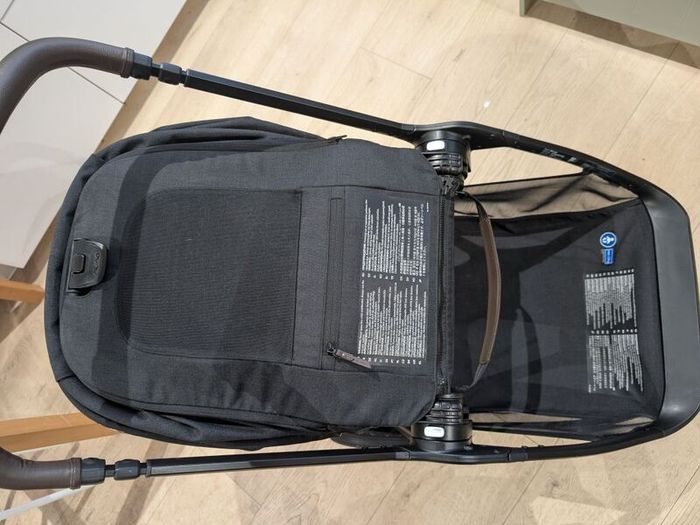 Nuna Triv Next pushchair