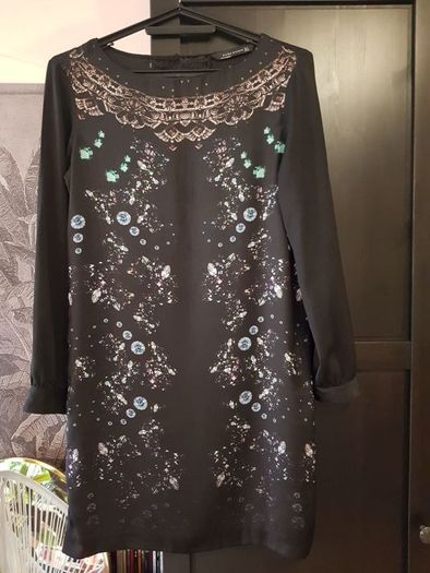 Zara Black Dress, beautiful print, lace detail at the back, size S