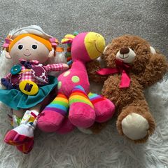 Teddies/ soft doll