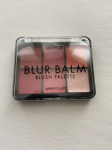 Catrice blur balm blush palette