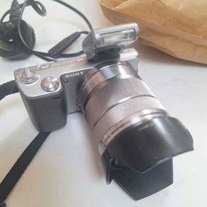 Sony Alpha NEX-5 digital camera
