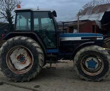 Ford 8240