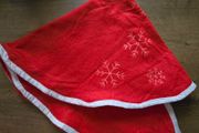 Christmas tree skirt