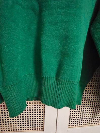 Green Jumper Object S