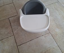 Baby floor seat and tray