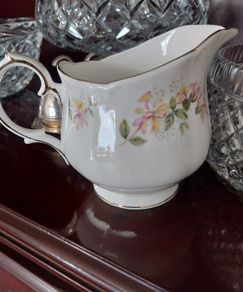 Bone China Tea Service 21 piece
