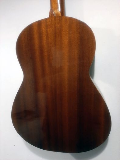 Alhambra Spanish Guitar - Classical, Nylon, Strings