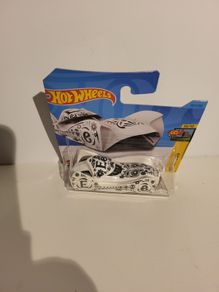 hotwheel hw art car cloak and dagger