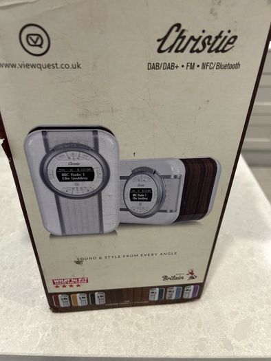 Radio brand new still in box (as per photos ) Unwanted gift