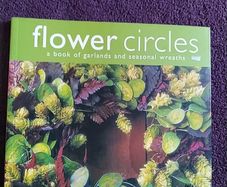 Craft book - Garlands and Seasonal Wreaths
