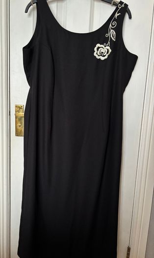 Black Dress (Size 18)