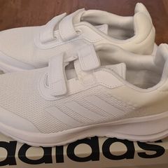 Boys shoes
