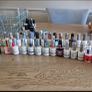 gel and nail polishes Image 2