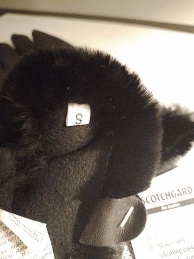 Black ladies leather gloves