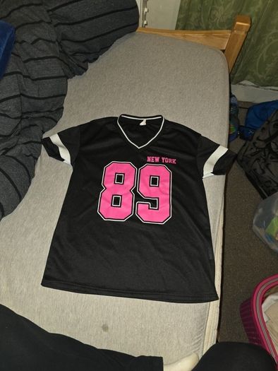 HipHop  girl clothes