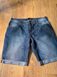 Men's denim shorts W36