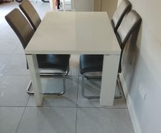table chairs
