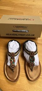 Heavenly feet sandals size 39