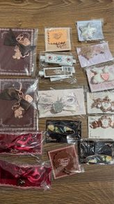 Cute Flower knows hair clips, key rings, etc bundle