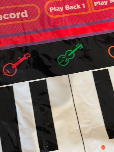 Piano mat Giant size from FAO Schwartz