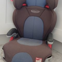 Graco booster seat with back