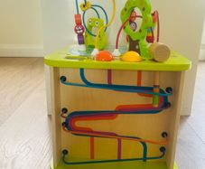 Hape Play Cube Country Critters