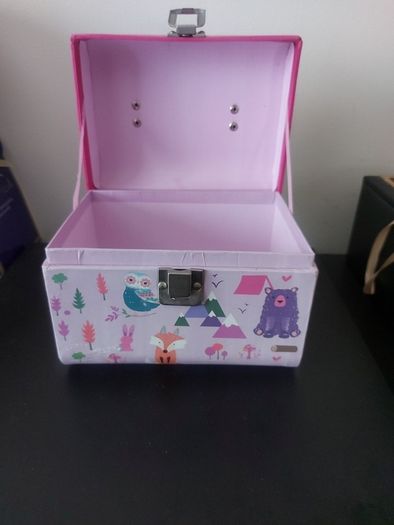 small kids box