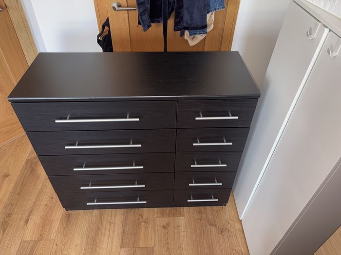 Black Chest of Drawers & Lockers