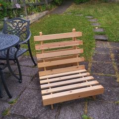 Futon frame