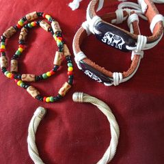 5 Bracelets