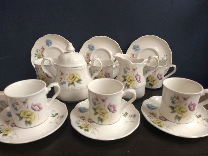 Fabulous J&G Meakin Coffee Set for Six in the Sterling Shape and a Pretty Floral Pattern Called "Springfield"