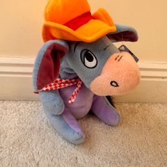 Disney Fisher Price Winnie The Pooh Eeyore in hat 2004 picnic approx. 25 cm. Please see photos
