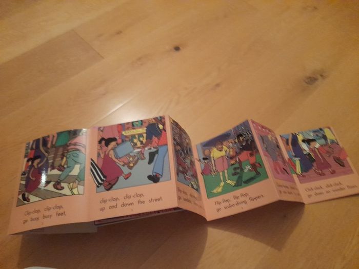 Children's books/fold outs x43