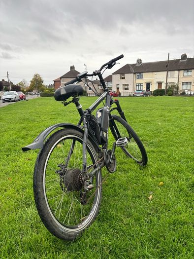 Carrera electric bike