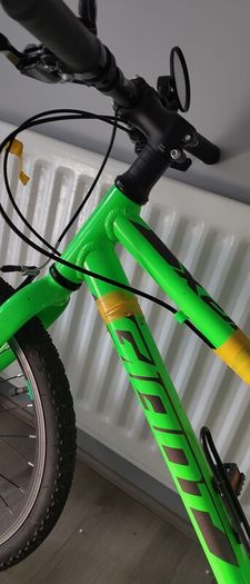 junior bike giant iso 4210-2