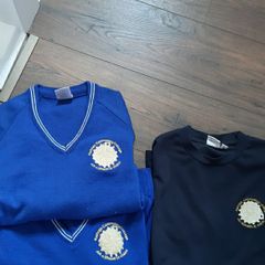 Uniform jumper Kishogue size S (13 years),PE Tshirt size S