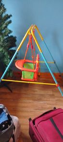 kids swing set