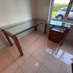 L-Shaped Corner Desk - Glass Top and Solid Wood