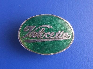 VELOCETTE (motorcycles) - a quality Velocette logo pin badge (1960s / 1970s)