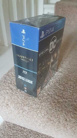 DC Special Edition Pack PS4